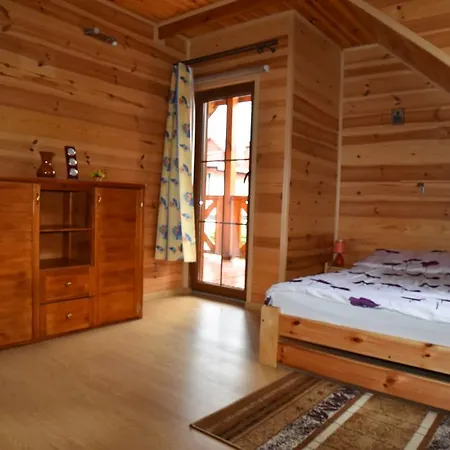 Mazury Drewniany Dom K/elku Malkinie